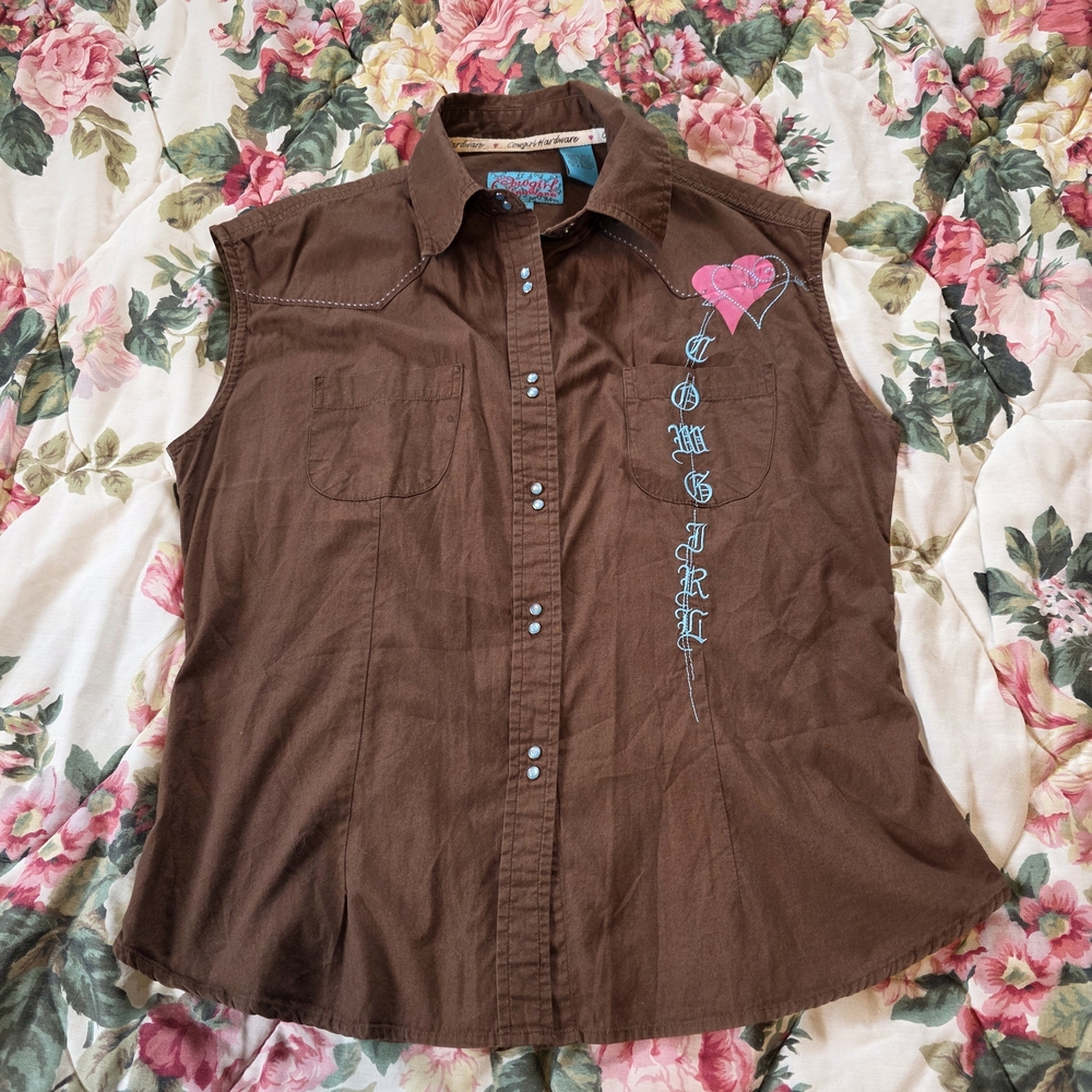 Cowgirl Hardware Brown Sleeveless Western Top M | Y2K Embroidered Heart Snap But